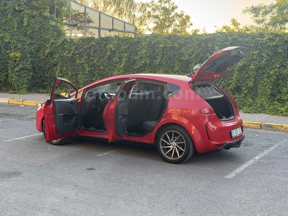 ARAC 2006 MODEL 2.0; DİZEL TESİSATLI