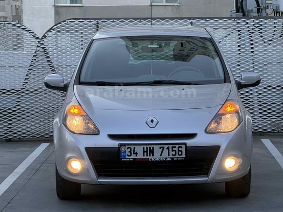 EMSALSİZ// 2012 DİZEL OTOMATİK RENAULT CLİO//1.5 DCI