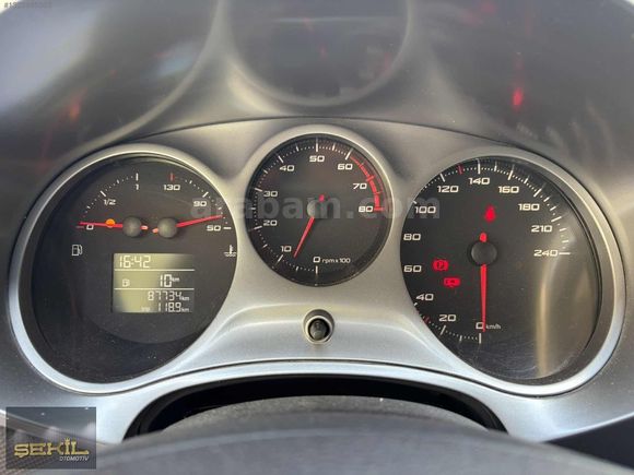 ŞEKİL OTOMOTİV'DEN-DEĞİŞENSİZ 2012 LEON 88.000 KM