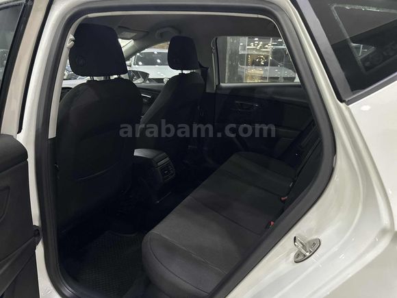 **HATASIZ**75BİNDE**2015 SEAT LEON STYLE 110HP**KATLANIR AYNA**
