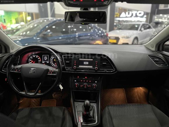 **HATASIZ**75BİNDE**2015 SEAT LEON STYLE 110HP**KATLANIR AYNA**