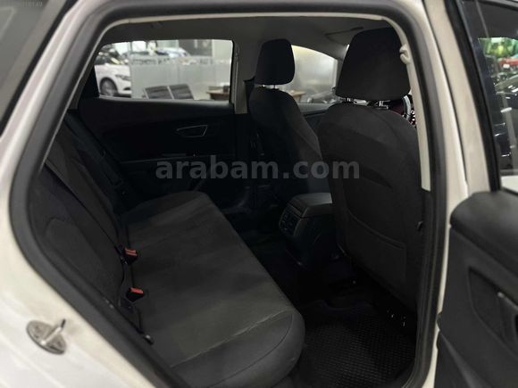 **HATASIZ**75BİNDE**2015 SEAT LEON STYLE 110HP**KATLANIR AYNA**