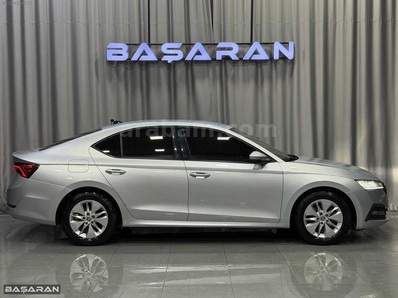 BAŞARAN'DAN 2022 SKODA OCTAVİA %20 KDVLİ 390.000 PEŞİNATLA