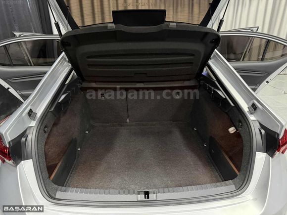 BAŞARAN'DAN 2022 SKODA OCTAVİA %20 KDVLİ 390.000 PEŞİNATLA
