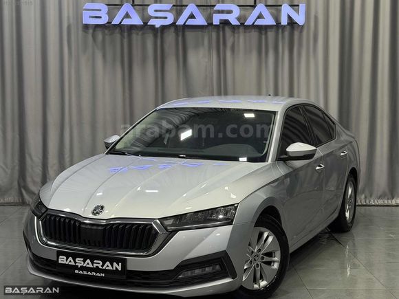 BAŞARAN'DAN 2022 SKODA OCTAVİA %20 KDVLİ 390.000 PEŞİNATLA