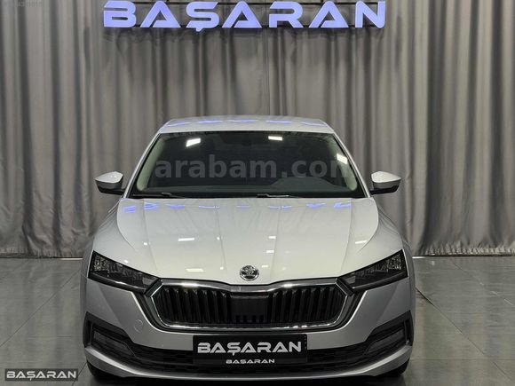 BAŞARAN'DAN 2022 SKODA OCTAVİA %20 KDVLİ 390.000 PEŞİNATLA