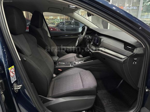 DEĞİŞENSİZ 2022 SKODA OCTAVİA E-TEC ELİTE CAR PLAY*LANSMAN RENK*