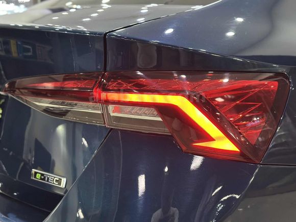 DEĞİŞENSİZ 2022 SKODA OCTAVİA E-TEC ELİTE CAR PLAY*LANSMAN RENK*