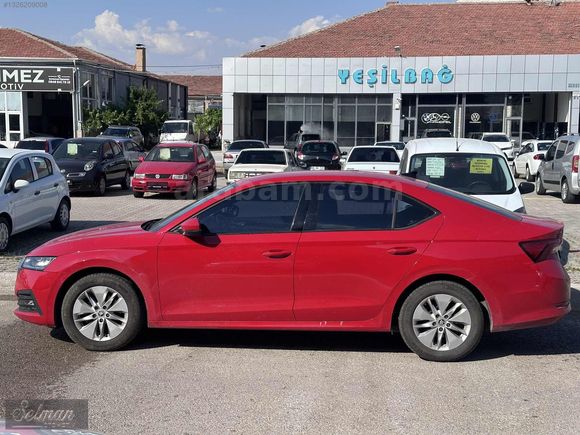 1 LOKAL 2021 SKODA OCTAVİA 1.0 e-Tec ELİTE SERVİS BAKIMLI