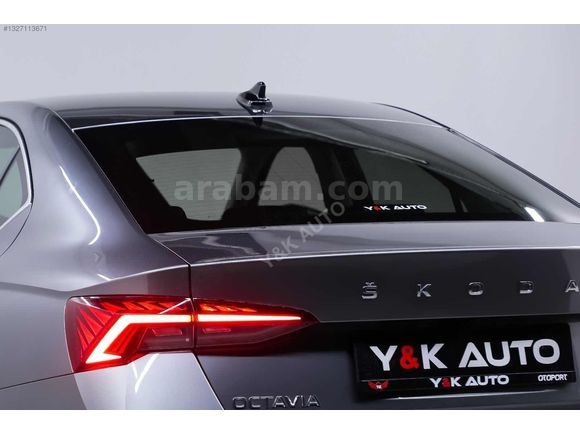 2023 SKODA OCTAVİA 1.0 e-TEC HAYALET EKRAN SERVİS BAKIMLI