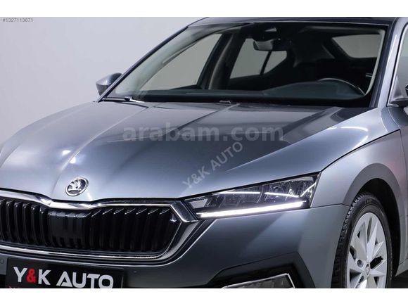 2023 SKODA OCTAVİA 1.0 e-TEC HAYALET EKRAN SERVİS BAKIMLI