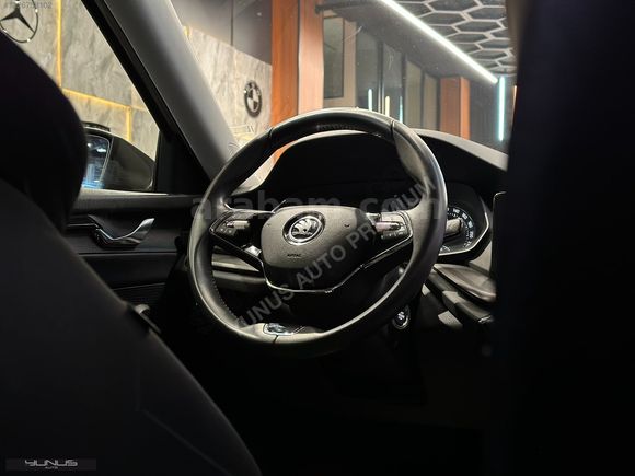 *YUNUS AUTO* 2022 OCTAVİA 1.0 e-Tec ELİTE LASMAN RENK XENON/CAR