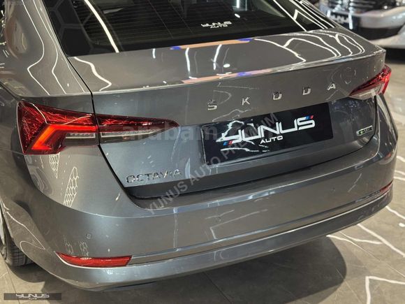 *YUNUS AUTO* 2022 OCTAVİA 1.0 e-Tec ELİTE LASMAN RENK XENON/CAR