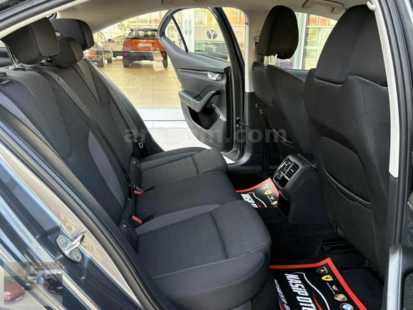 2023 SKODA OCTAVİA_1.0 e-TEC Elite_İlk EL_Servis Bakımlı_Hatasız