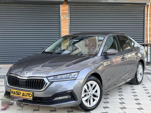 2023 SKODA OCTAVİA_1.0 e-TEC Elite_İlk EL_Servis Bakımlı_Hatasız