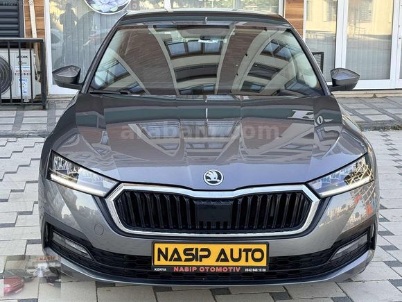 2023 SKODA OCTAVİA_1.0 e-TEC Elite_İlk EL_Servis Bakımlı_Hatasız