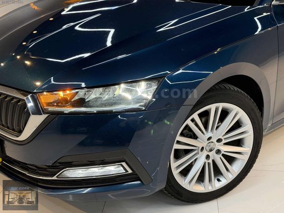 */2021 SKODA OCTAVIA 1.0 TSI E-TEC PREMİUM 133.722KM LNSMN RNK*/