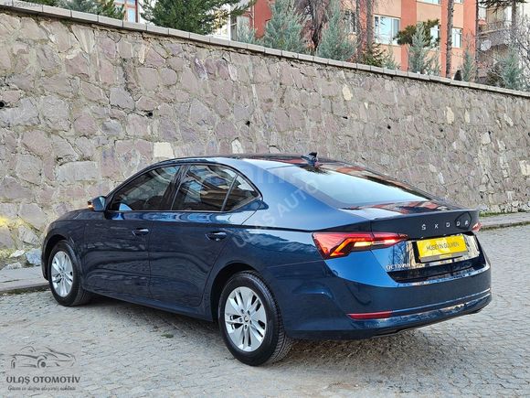 ''LANSMAN RENK ! 2022 OCTAVİA 1.0 TSİ E-TEC DSG İLK EL SERVS BK.