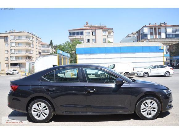 EKSPRES PLAZA'DAN 2022 SKODA OCTAVİA 1.0 e-TEC ELİTE