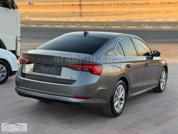 KARINCA OTOMOTİV 2023 SKODA OCTAVİA 1.0 E-TEC PREMİUM 57 BİN KM