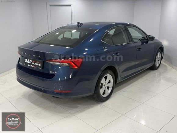 87.000 KM* 2022 OCTAVİA 1.0 E-TEC ELİTE DEĞİŞENSİZ CARPLAY/XENON