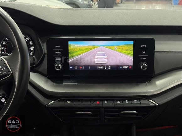 87.000 KM* 2022 OCTAVİA 1.0 E-TEC ELİTE DEĞİŞENSİZ CARPLAY/XENON