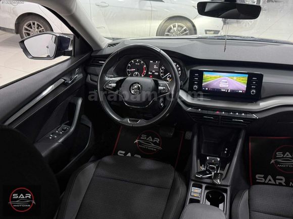 87.000 KM* 2022 OCTAVİA 1.0 E-TEC ELİTE DEĞİŞENSİZ CARPLAY/XENON