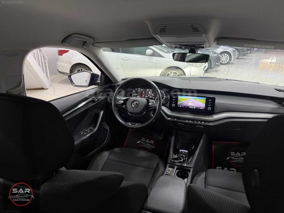 87.000 KM* 2022 OCTAVİA 1.0 E-TEC ELİTE DEĞİŞENSİZ CARPLAY/XENON