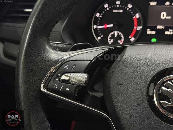 87.000 KM* 2022 OCTAVİA 1.0 E-TEC ELİTE DEĞİŞENSİZ CARPLAY/XENON