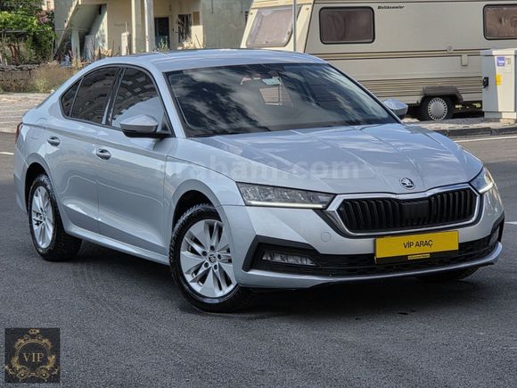 2024-HATASIZ TRAMERSİ+SERVİS BAKIMLI+KABLOSUZ CAR PLAY