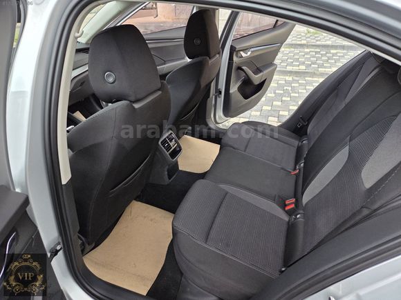 2024-HATASIZ TRAMERSİ+SERVİS BAKIMLI+KABLOSUZ CAR PLAY