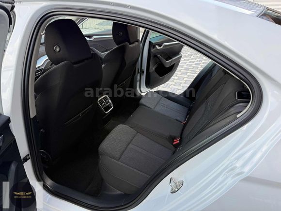 2022 SKODA OCTAVIA 1.0 E-TEC 110 BG DSG PREMIUM HATASZ 103.000KM