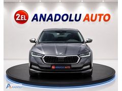 Anadolu Auto 2023 Skoda Octavia 1.0 e-Tec Premium Yetkili Servis
