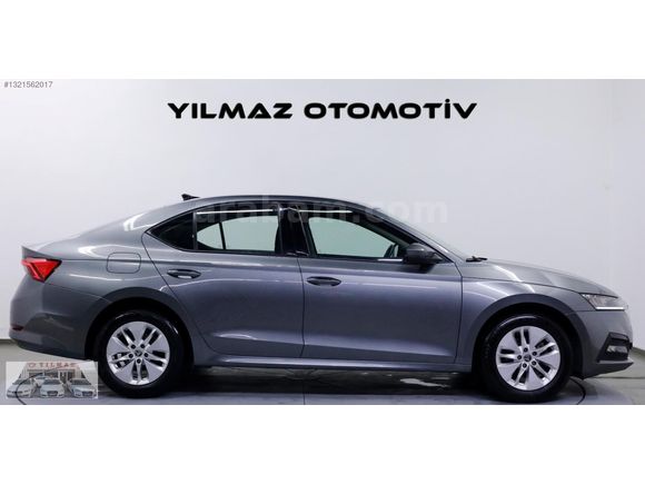 _2024 Skoda Octavia E-Tec Hybrid 49.000 Km *Boyasız* Grafit Gri_