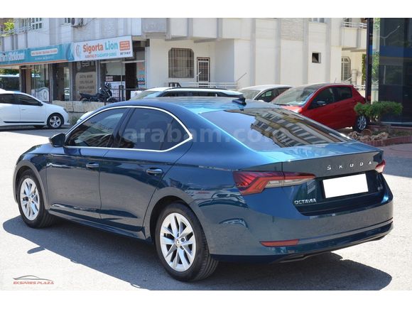 EKSPRES PLAZA'DAN 2020 SKODA OCTAVIA 1.0 e-Tec PREMIUM