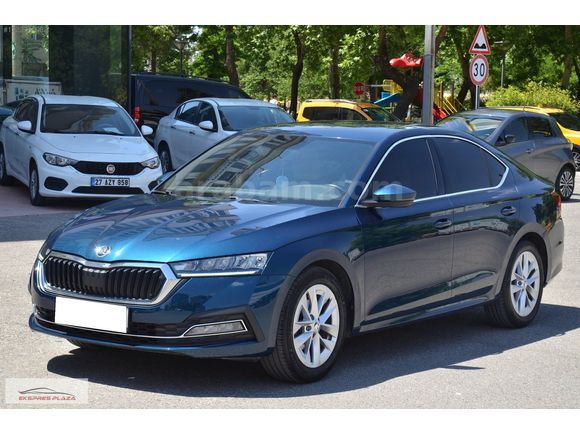 EKSPRES PLAZA'DAN 2020 SKODA OCTAVIA 1.0 e-Tec PREMIUM