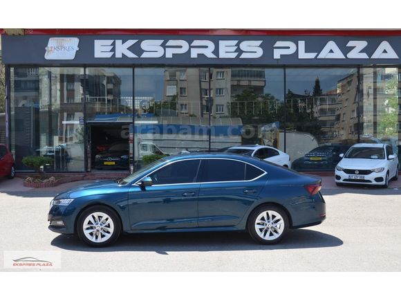 EKSPRES PLAZA'DAN 2020 SKODA OCTAVIA 1.0 e-Tec PREMIUM