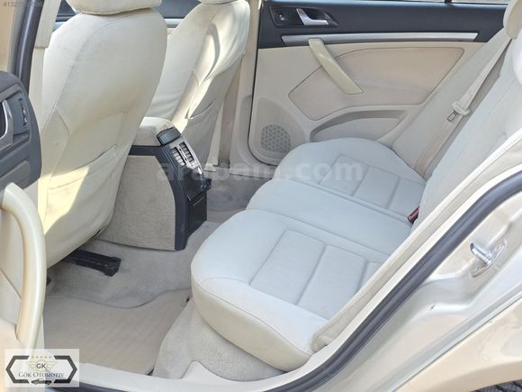 SKODA OCTAVİA 1.6 ELEGANCE 102 BG DEĞİŞENSİZ TERTEMİZ