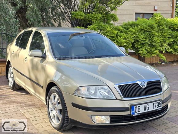 SKODA OCTAVİA 1.6 ELEGANCE 102 BG DEĞİŞENSİZ TERTEMİZ