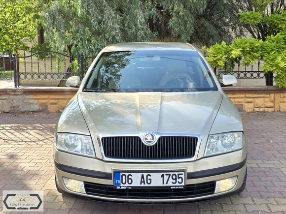 SKODA OCTAVİA 1.6 ELEGANCE 102 BG DEĞİŞENSİZ TERTEMİZ