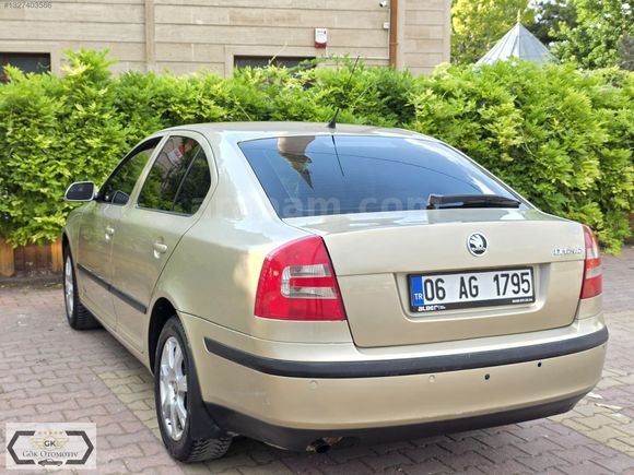 SKODA OCTAVİA 1.6 ELEGANCE 102 BG DEĞİŞENSİZ TERTEMİZ