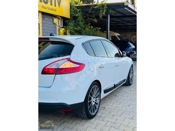 2012 MEGANE İCON HATASIZ HAYALET EKRAN MAKYAJLI