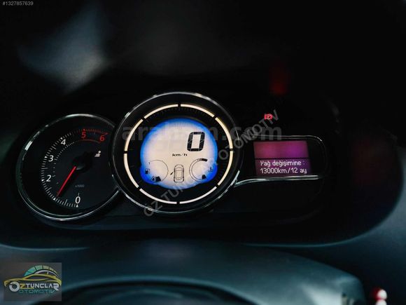 2012 MEGANE İCON HATASIZ HAYALET EKRAN MAKYAJLI