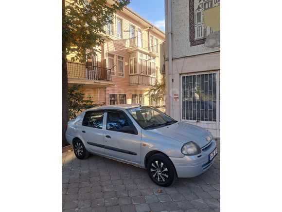 Sahibinden Renault Clio 1.4 RNA 2001 Model