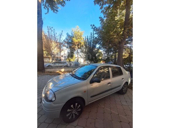 Sahibinden Renault Clio 1.4 RNA 2001 Model