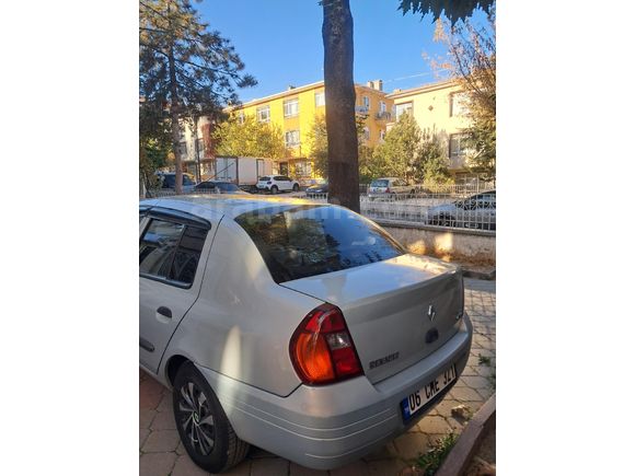 Sahibinden Renault Clio 1.4 RNA 2001 Model
