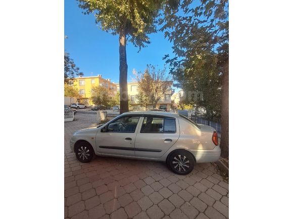 Sahibinden Renault Clio 1.4 RNA 2001 Model
