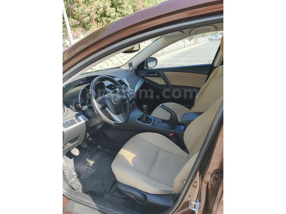 Sahibinden Değişensiz Mazda 3 1.6 Touring 2013 Model