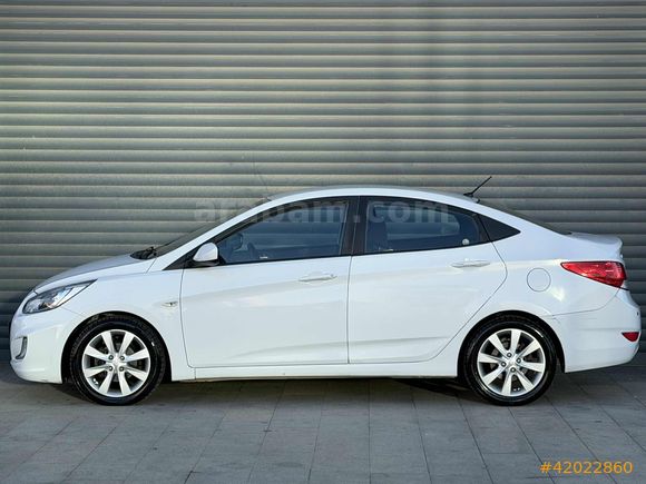 2018 MODEL OTOMATİK ACCENT BLUE HATASIZ AYARINDA 92.000 KM