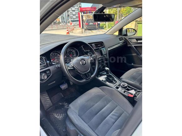BİNİCİDEN TEMİZ GOLF 1.4 TSİ DSG MAKYAJLI